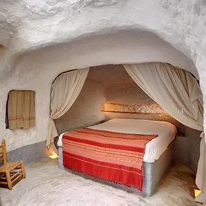 https://cueva-las-yeseras.es-andalucia.com